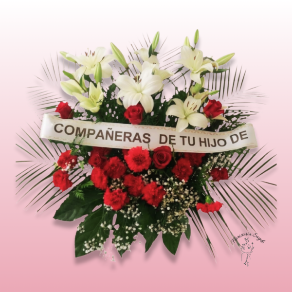 Centro fúnebre con rosas y lilium