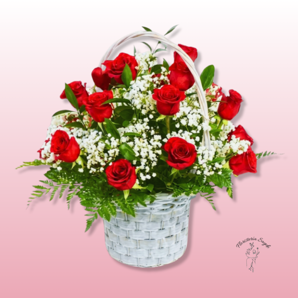 Cesta de rosas rojas