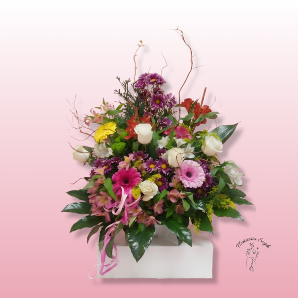 CENTRO SILVESTRE CON ROSAS Y GERBERAS