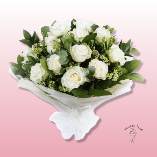 Ramo de Rosas Blancas Frescas