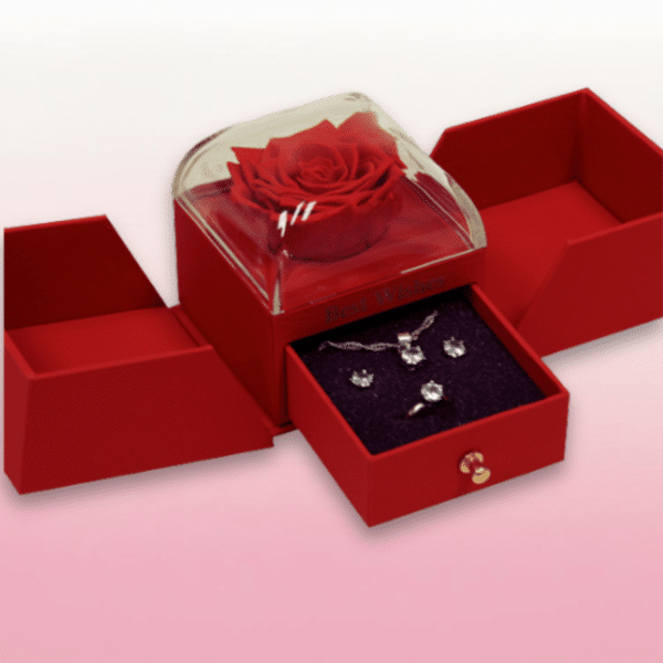 rosa preservada con joyas