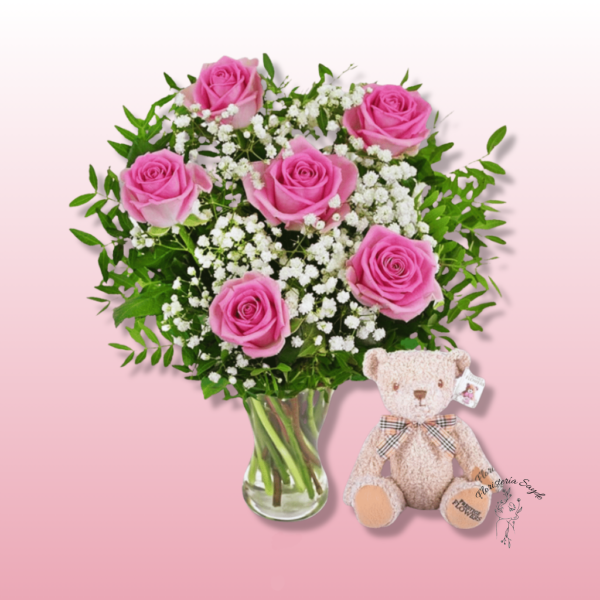 Arreglo de rosas rosadas con peluche