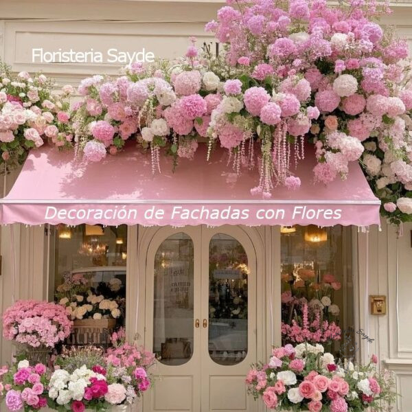 Decoración de Fachada con flores artificiales floristeria Sayde