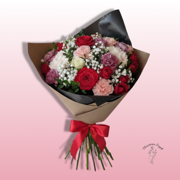 Ramos de rosas rojas y claveles
