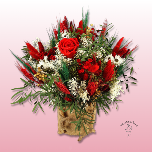 Centro floral preservado con rosas